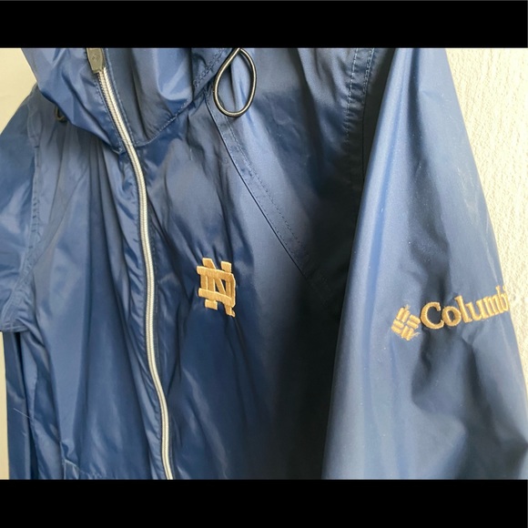 Columbia-☘️Notre Dame- Rain Jacket - Picture 2 of 3